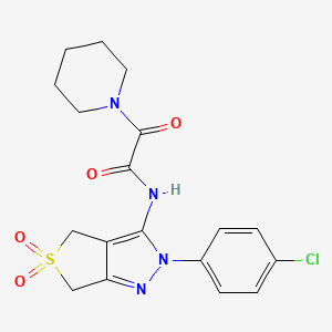 molecular formula C18H19ClN4O4S B2440132 N-(2-(4-chlorophenyl)-5,5-dioxido-4,6-dihydro-2H-thieno[3,4-c]pyrazol-3-yl)-2-oxo-2-(piperidin-1-yl)acetamide CAS No. 899733-71-2