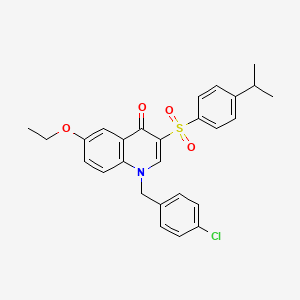 molecular formula C27H26ClNO4S B2440324 1-[(4-clorofenil)metil]-6-etoxi-3-[4-(propan-2-il)bencenosulfonil]-1,4-dihidroquinolin-4-ona CAS No. 866844-86-2