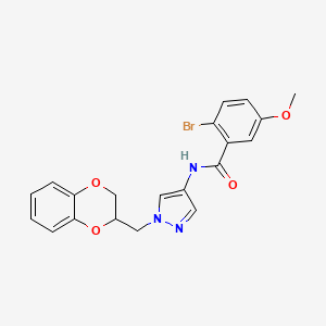 B2441498 2-bromo-N-(1-((2,3-dihydrobenzo[b][1,4]dioxin-2-yl)methyl)-1H-pyrazol-4-yl)-5-methoxybenzamide CAS No. 1797552-98-7