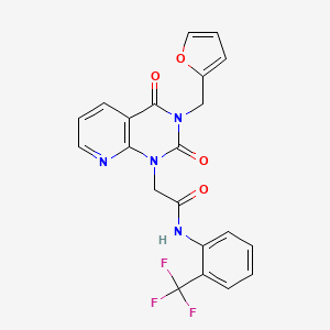 molecular formula C21H15F3N4O4 B2441853 2-[3-(2-furylmethyl)-2,4-dioxo-3,4-dihydropyrido[2,3-d]pyrimidin-1(2H)-yl]-N-[2-(trifluoromethyl)phenyl]acetamide CAS No. 902922-86-5