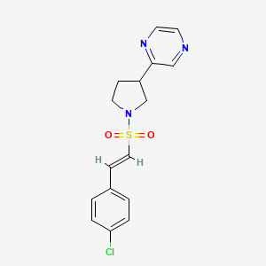molecular formula C16H16ClN3O2S B2442014 2-[1-[(E)-2-(4-Chlorophenyl)ethenyl]sulfonylpyrrolidin-3-yl]pyrazine CAS No. 2225105-36-0