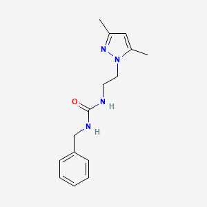 molecular formula C15H20N4O B2442288 1-苄基-3-(2-(3,5-二甲基-1H-吡唑-1-基)乙基)脲 CAS No. 1235007-70-1