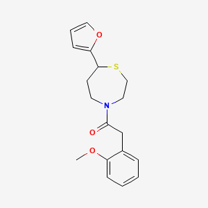molecular formula C18H21NO3S B2443337 1-(7-(Furan-2-yl)-1,4-thiazepan-4-yl)-2-(2-methoxyphenyl)ethanone CAS No. 1705223-03-5