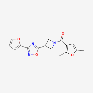 molecular formula C16H15N3O4 B2443518 (2,5-Dimethylfuran-3-yl)(3-(3-(furan-2-yl)-1,2,4-oxadiazol-5-yl)azetidin-1-yl)methanone CAS No. 1428379-01-4