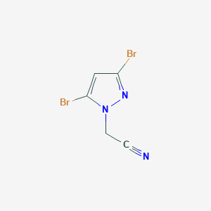 molecular formula C5H3Br2N3 B2443633 2-(3,5-二溴吡唑-1-基)乙腈 CAS No. 1596862-64-4
