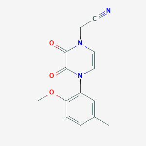 molecular formula C14H13N3O3 B2444304 2-[4-(2-Methoxy-5-methylphenyl)-2,3-dioxopyrazin-1-yl]acetonitrile CAS No. 898454-15-4