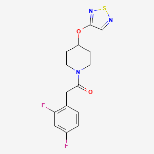 2-(2,4-Difluorophenyl)-1-[4-(1,2,5-thiadiazol-3-yloxy)piperidin-1-yl]ethan-1-one