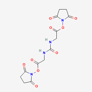 molecular formula C13H14N4O9 B2444601 Urea-crosslinker C2-succinimide CAS No. 211029-82-2