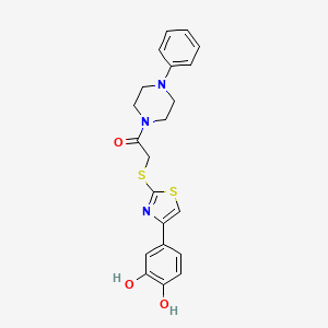 molecular formula C21H21N3O3S2 B2444822 2-((4-(3,4-Dihydroxyphenyl)thiazol-2-yl)thio)-1-(4-phenylpiperazin-1-yl)ethanone CAS No. 938025-32-2