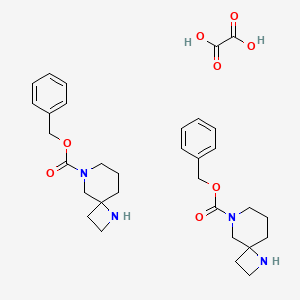 molecular formula C32H42N4O8 B2444856 苯甲酸1,6-二氮杂螺[3.5]壬烷-6-羧酸半草酸盐 CAS No. 1788054-73-8