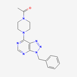 molecular formula C17H19N7O B2444865 1-[4-(3-苄基三唑并[4,5-d]嘧啶-7-基)哌嗪-1-基]乙酮 CAS No. 842104-34-1