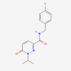 molecular formula C15H16FN3O2 B2444938 N-(4-氟苄基)-1-异丙基-6-氧代-1,6-二氢哒嗪-3-甲酰胺 CAS No. 1049537-89-4