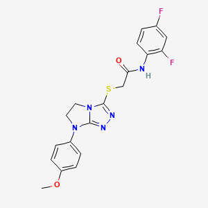 molecular formula C19H17F2N5O2S B2444947 N-(2,4-二氟苯基)-2-((7-(4-甲氧基苯基)-6,7-二氢-5H-咪唑并[2,1-c][1,2,4]三唑-3-基)硫代)乙酰胺 CAS No. 921789-14-2
