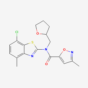 molecular formula C18H18ClN3O3S B2445145 N-(7-chloro-4-méthyl-1,3-benzothiazol-2-yl)-3-méthyl-N-[(oxolan-2-yl)méthyl]-1,2-oxazole-5-carboxamide CAS No. 953234-52-1