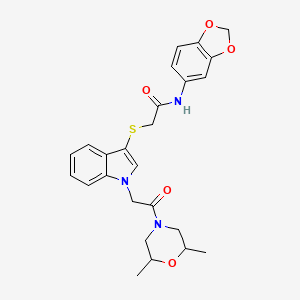 molecular formula C25H27N3O5S B2445507 N-(benzo[d][1,3]dioxol-5-yl)-2-((1-(2-(2,6-dimethylmorpholino)-2-oxoethyl)-1H-indol-3-yl)thio)acetamide CAS No. 893998-33-9