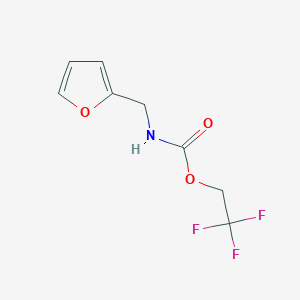 molecular formula C8H8F3NO3 B2445655 2,2,2-trifluoroethyl N-(furan-2-ylmethyl)carbamate CAS No. 875157-18-9