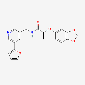 molecular formula C20H18N2O5 B2445802 2-(苯并[d][1,3]二氧杂环-5-氧基)-N-((5-(呋喃-2-基)吡啶-3-基)甲基)丙酰胺 CAS No. 2034341-57-4