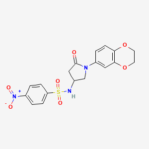 molecular formula C18H17N3O7S B2446663 N-(1-(2,3-dihydrobenzo[b][1,4]dioxin-6-yl)-5-oxopyrrolidin-3-yl)-4-nitrobenzenesulfonamide CAS No. 905688-58-6