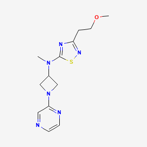 molecular formula C13H18N6OS B2446764 3-(2-Methoxyethyl)-N-methyl-N-(1-pyrazin-2-ylazetidin-3-yl)-1,2,4-thiadiazol-5-amine CAS No. 2415517-07-4