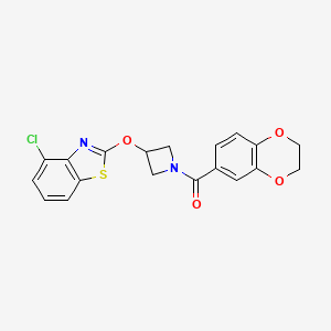 (3-((4-Chlorobenzo[d]thiazol-2-yl)oxy)azetidin-1-yl)(2,3-dihydrobenzo[b][1,4]dioxin-6-yl)methanone