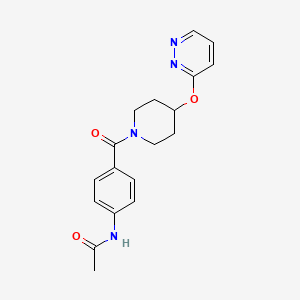 molecular formula C18H20N4O3 B2447269 N-(4-(4-(pyridazin-3-yloxy)piperidine-1-carbonyl)phenyl)acetamide CAS No. 1797186-44-7
