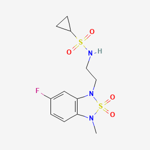 molecular formula C12H16FN3O4S2 B2447321 N-(2-(6-fluoro-3-methyl-2,2-dioxidobenzo[c][1,2,5]thiadiazol-1(3H)-yl)ethyl)cyclopropanesulfonamide CAS No. 2034336-52-0