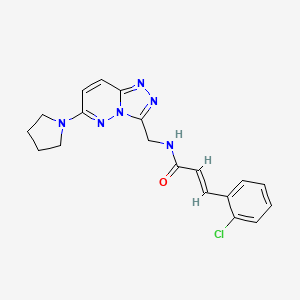 molecular formula C19H19ClN6O B2447847 (E)-3-(2-chlorophenyl)-N-((6-(pyrrolidin-1-yl)-[1,2,4]triazolo[4,3-b]pyridazin-3-yl)methyl)acrylamide CAS No. 2035004-12-5