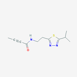 molecular formula C11H15N3OS B2448535 N-[2-(5-Propan-2-yl-1,3,4-thiadiazol-2-yl)ethyl]but-2-ynamide CAS No. 2411238-65-6