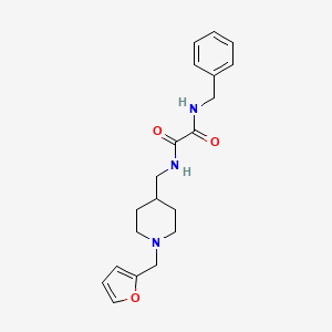 molecular formula C20H25N3O3 B2449351 N1-benzyl-N2-((1-(furan-2-ylmethyl)piperidin-4-yl)methyl)oxalamide CAS No. 953158-37-7