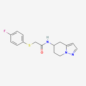 molecular formula C15H16FN3OS B2449893 2-((4-氟苯基)硫代)-N-(4,5,6,7-四氢吡唑并[1,5-a]吡啶-5-基)乙酰胺 CAS No. 2034404-78-7
