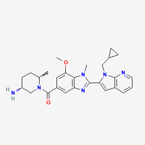 molecular formula C27H32N6O2 B2449914 [(2S,5R)-5-amino-2-methyl-1-piperidinyl][2-[1-(cyclopropylmethyl)-1H-pyrrolo[2,3-b]pyridin-2-yl]-7-methoxy-1-methyl-1H-methanone CAS No. 1550371-22-6