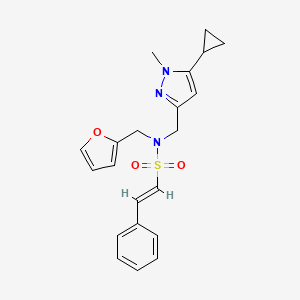 molecular formula C21H23N3O3S B2449920 (E)-N-((5-环丙基-1-甲基-1H-吡唑-3-基)甲基)-N-(呋喃-2-基甲基)-2-苯乙烯磺酰胺 CAS No. 1799266-60-6