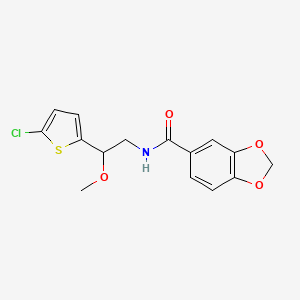 molecular formula C15H14ClNO4S B2450215 N-(2-(5-氯噻吩-2-基)-2-甲氧基乙基)苯并[d][1,3]二氧杂环-5-甲酰胺 CAS No. 2034442-55-0