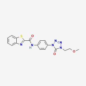 molecular formula C18H16N6O3S B2450404 N-(4-(4-(2-甲氧基乙基)-5-氧代-4,5-二氢-1H-四唑-1-基)苯基)苯并[d]噻唑-2-甲酰胺 CAS No. 1396711-54-8
