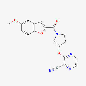 molecular formula C19H16N4O4 B2450733 3-((1-(5-Methoxybenzofuran-2-carbonyl)pyrrolidin-3-yl)oxy)pyrazine-2-carbonitrile CAS No. 2034561-94-7