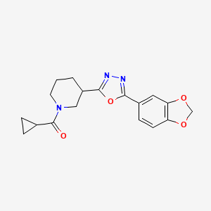 (3-(5-(Benzo[d][1,3]dioxol-5-yl)-1,3,4-oxadiazol-2-yl)piperidin-1-yl)(cyclopropyl)methanone