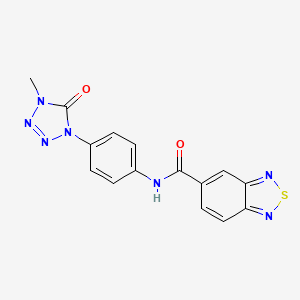 molecular formula C15H11N7O2S B2451152 N-(4-(4-甲基-5-氧代-4,5-二氢-1H-四唑-1-基)苯基)苯并[c][1,2,5]噻二唑-5-甲酰胺 CAS No. 1396805-45-0