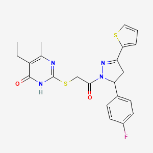 molecular formula C22H21FN4O2S2 B2451270 5-ethyl-2-((2-(5-(4-fluorophenyl)-3-(thiophen-2-yl)-4,5-dihydro-1H-pyrazol-1-yl)-2-oxoethyl)thio)-6-methylpyrimidin-4(3H)-one CAS No. 922581-84-8