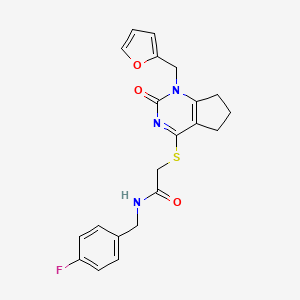 molecular formula C21H20FN3O3S B2451351 N-[(4-氟苯基)甲基]-2-[[1-(呋喃-2-基甲基)-2-氧代-6,7-二氢-5H-环戊[d]嘧啶-4-基]硫代]乙酰胺 CAS No. 946374-36-3