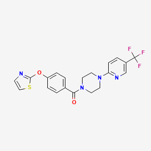 molecular formula C20H17F3N4O2S B2452038 (4-(噻唑-2-氧基)苯基)(4-(5-(三氟甲基)吡啶-2-基)哌嗪-1-基)甲苯酮 CAS No. 2034529-45-6