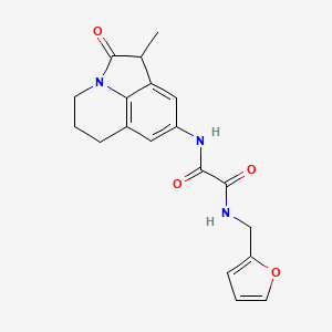 molecular formula C19H19N3O4 B2452482 N1-(呋喃-2-基甲基)-N2-(1-甲基-2-氧代-2,4,5,6-四氢-1H-吡咯并[3,2,1-ij]喹啉-8-基)草酰胺 CAS No. 898411-46-6