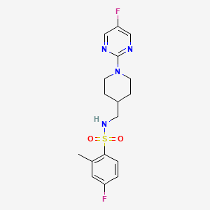molecular formula C17H20F2N4O2S B2453340 4-fluoro-N-((1-(5-fluoropyrimidin-2-yl)piperidin-4-yl)methyl)-2-methylbenzenesulfonamide CAS No. 2034470-97-6