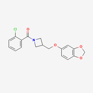 molecular formula C18H16ClNO4 B2453402 (3-((Benzo[d][1,3]dioxol-5-yloxy)methyl)azetidin-1-yl)(2-chlorophenyl)methanone CAS No. 2034540-13-9