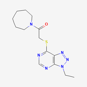 molecular formula C14H20N6OS B2453915 1-(azepan-1-yl)-2-((3-ethyl-3H-[1,2,3]triazolo[4,5-d]pyrimidin-7-yl)thio)ethanone CAS No. 1058496-00-6