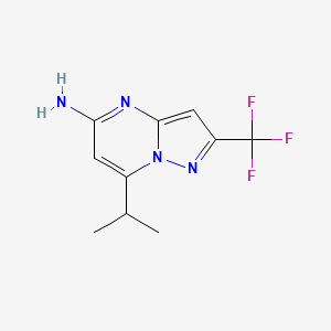 molecular formula C10H11F3N4 B2453927 7-Isopropyl-2-(trifluoromethyl)pyrazolo[1,5-a]pyrimidin-5-amine CAS No. 1780997-43-4