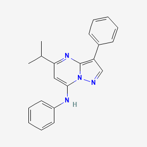 molecular formula C21H20N4 B2454260 N,3-diphényl-5-(propan-2-yl)pyrazolo[1,5-a]pyrimidin-7-amine CAS No. 890628-67-8