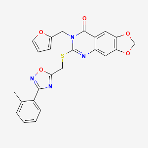 molecular formula C24H18N4O5S B2454446 7-(furan-2-ylmethyl)-6-(((3-(o-tolyl)-1,2,4-oxadiazol-5-yl)methyl)thio)-[1,3]dioxolo[4,5-g]quinazolin-8(7H)-one CAS No. 1115970-58-5