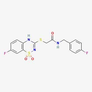 molecular formula C16H13F2N3O3S2 B2454625 2-((7-fluoro-1,1-dioxido-4H-benzo[e][1,2,4]thiadiazin-3-yl)thio)-N-(4-fluorobenzyl)acetamide CAS No. 886956-13-4