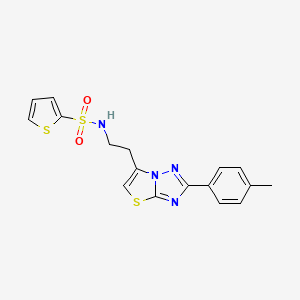 molecular formula C17H16N4O2S3 B2454725 N-(2-(2-(p-tolil)tiazolo[3,2-b][1,2,4]triazol-6-il)etil)tiofeno-2-sulfonamida CAS No. 877642-48-3