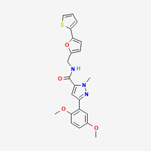 molecular formula C22H21N3O4S B2455401 3-(2,5-dimethoxyphenyl)-1-methyl-N-((5-(thiophen-2-yl)furan-2-yl)methyl)-1H-pyrazole-5-carboxamide CAS No. 2034434-92-7